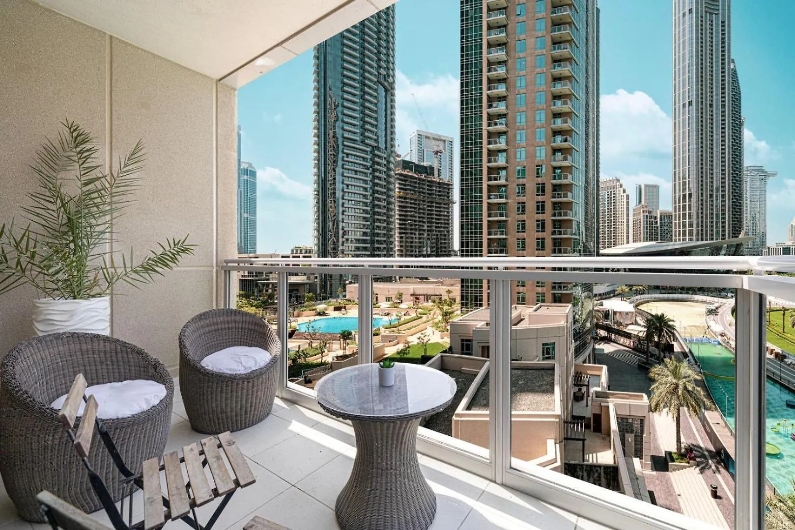 Juliushomes - 2Br W/ Full Burjkhalifa View In Downtown Dubai Apartment