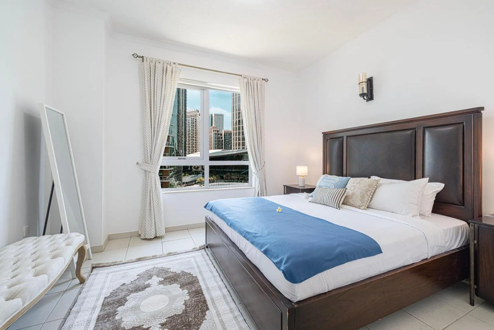 Juliushomes - 2Br W/ Full Burjkhalifa View In Downtown Dubai